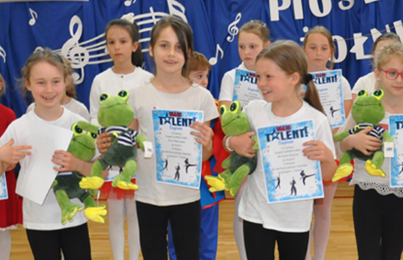 2025 Mam Talent 4 8 00