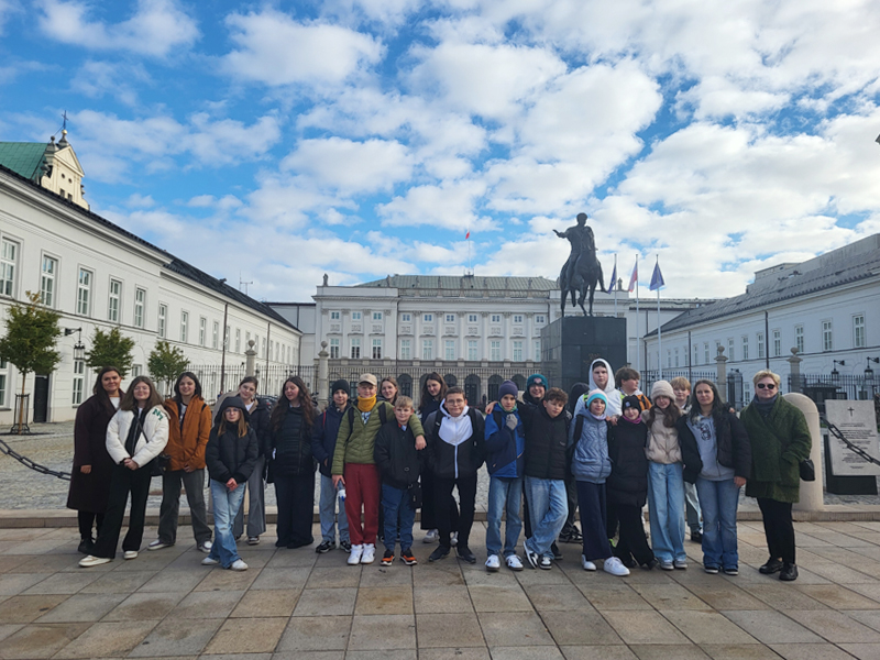 Odkrywamy tajemnice Warszawy 2025 10 Wawa 01