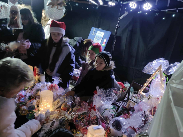 2025 12 06 Kiermasz 04